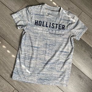 Hollister t-shirt